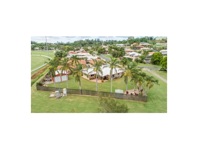 27 Frank Cowley Drive, Glenella QLD 4740