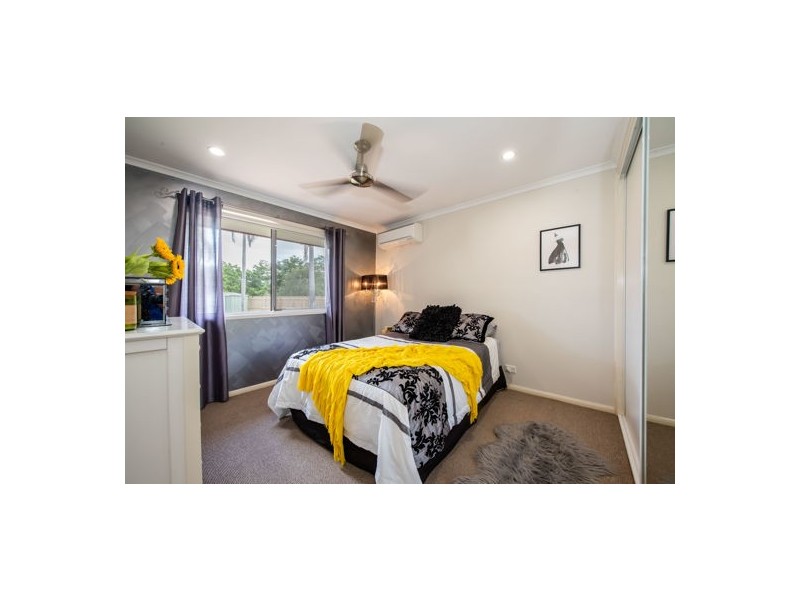 27 Frank Cowley Drive, Glenella QLD 4740