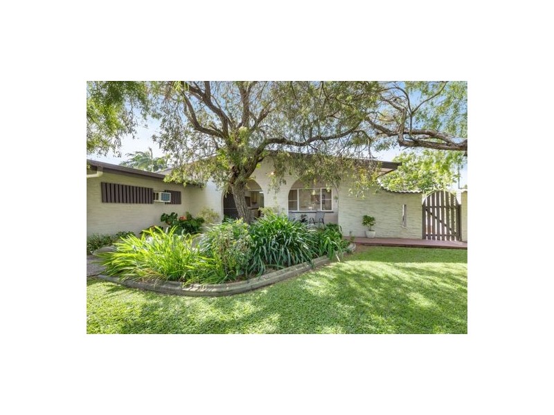 110 Donaldson Street, West Mackay QLD 4740