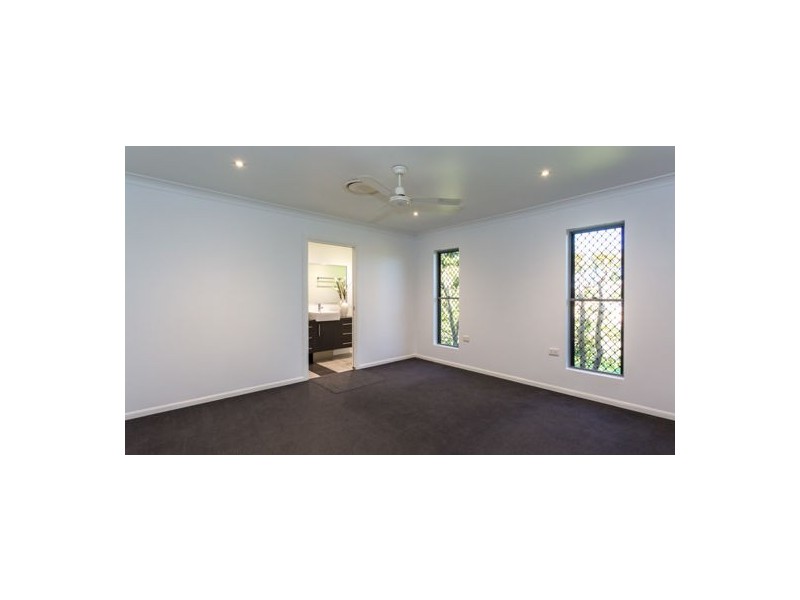 9 Homebush Road, Rosella QLD 4740