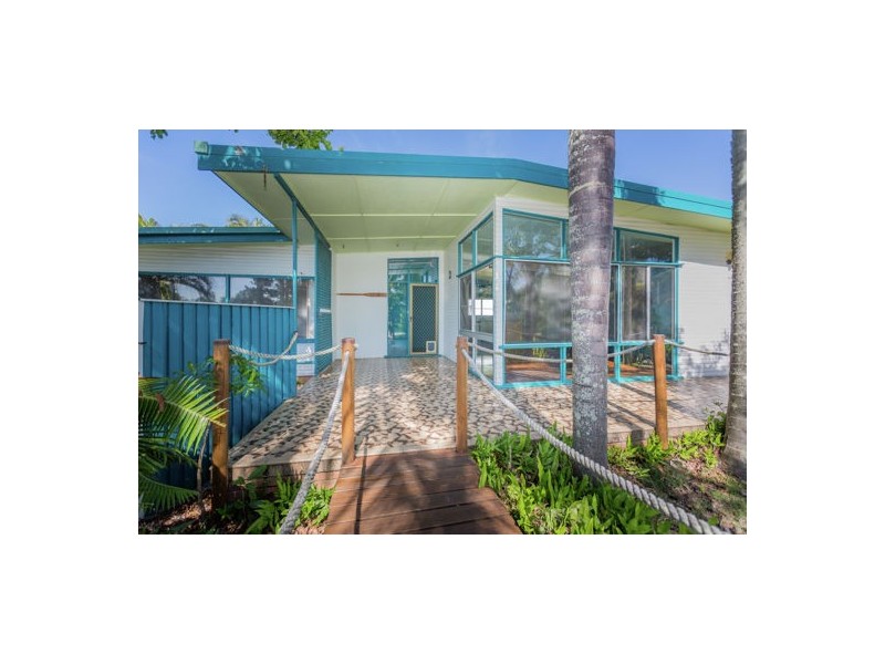 9 Emu Street, Slade Point QLD 4740