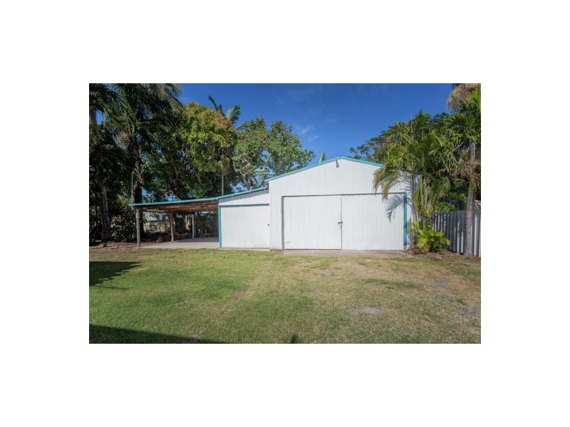 9 Emu Street, Slade Point QLD 4740