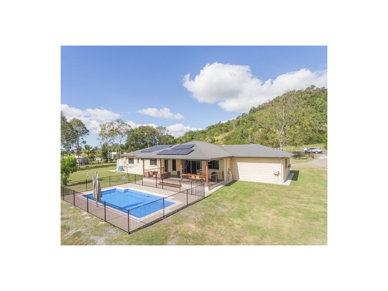 24 Anna Court, Oakenden QLD 4741