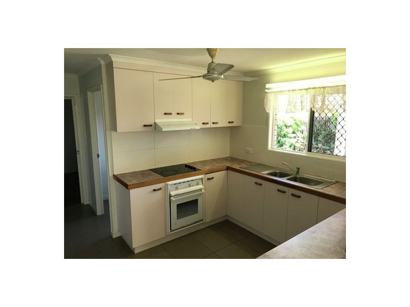 1/379 Bridge Road, West Mackay QLD 4740