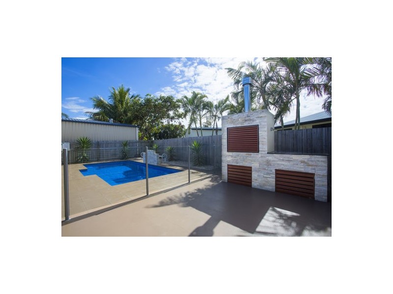 20 Michelle Crescent, Bucasia QLD 4750