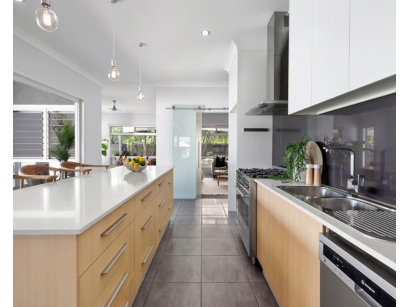 1 Shuttlewood Drive, Richmond QLD 4740