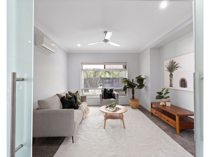 1 Shuttlewood Drive, Richmond QLD 4740