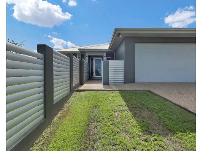 1 Shuttlewood Drive, Richmond QLD 4740
