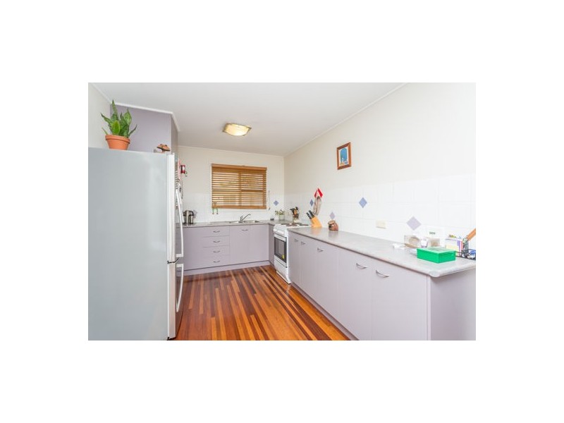 7 Holts Road, Beaconsfield QLD 4740