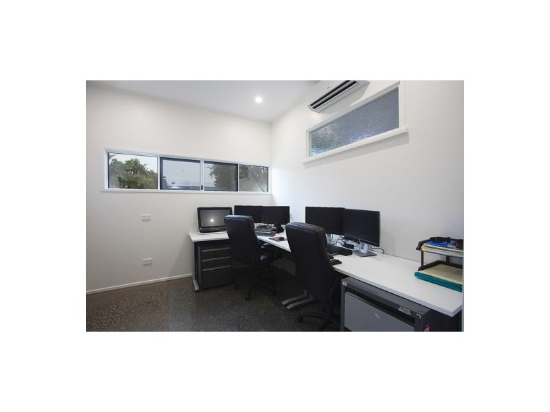 13 Mogford Street, West Mackay QLD 4740