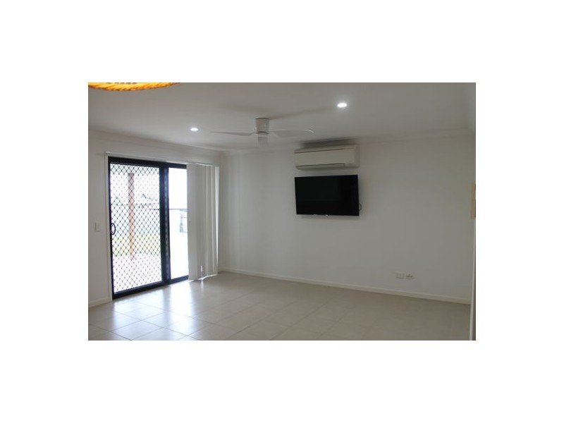 12 Hawkins Street, Bucasia QLD 4750