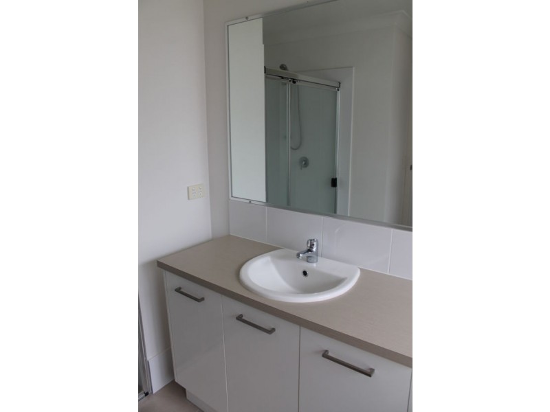 12 Hawkins Street, Bucasia QLD 4750