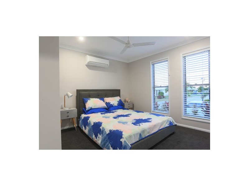 33 Joseph Court, Glenella QLD 4740