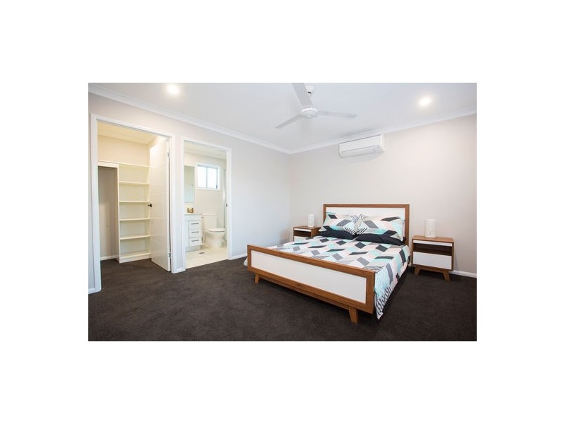 33 Joseph Court, Glenella QLD 4740