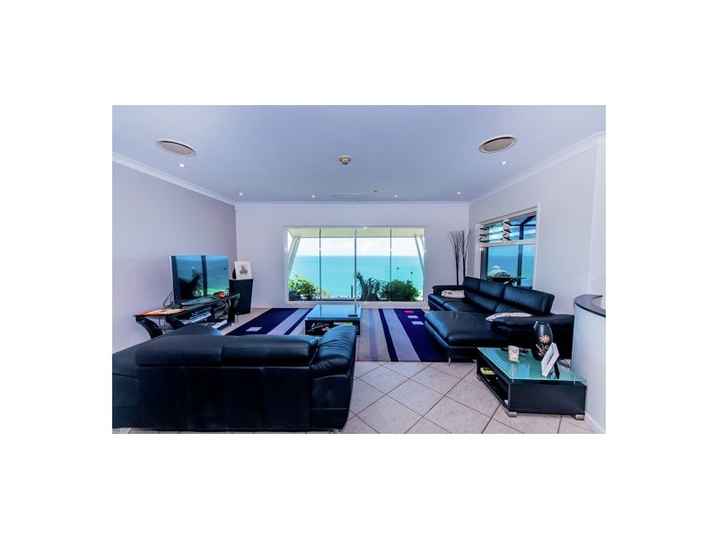 12 Ian Wood Drive, Dolphin Heads QLD 4740