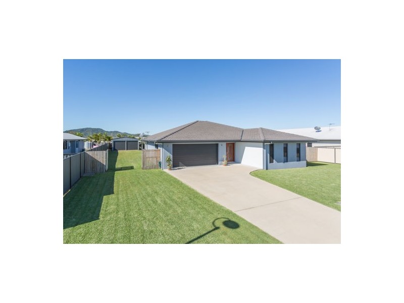 81 Poulsen Drive, Marian QLD 4753