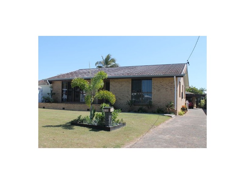 5 Bourke Street, Blacks Beach QLD 4740