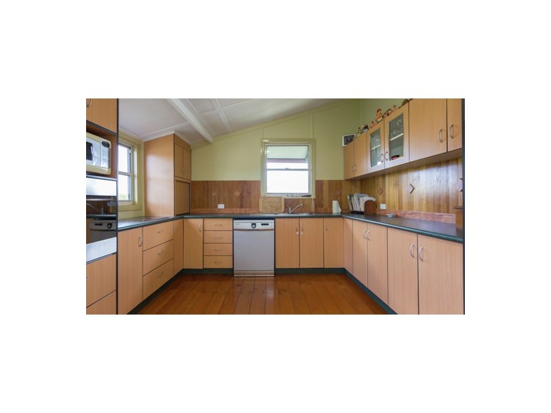 375 Shakespeare Street, West Mackay QLD 4740