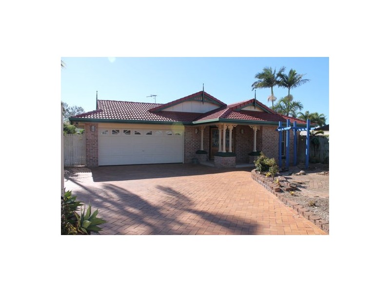 7 Bradman Drive, Glenella QLD 4740