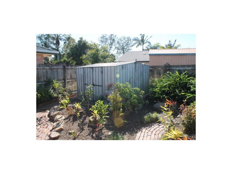 7 Bradman Drive, Glenella QLD 4740