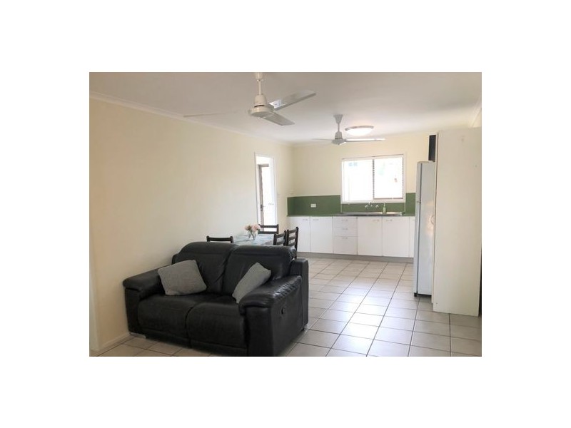 1/25 The Barons Drive, Andergrove QLD 4740