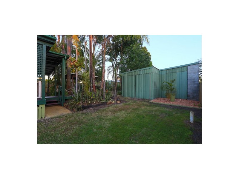 6 Robin Street, Slade Point QLD 4740