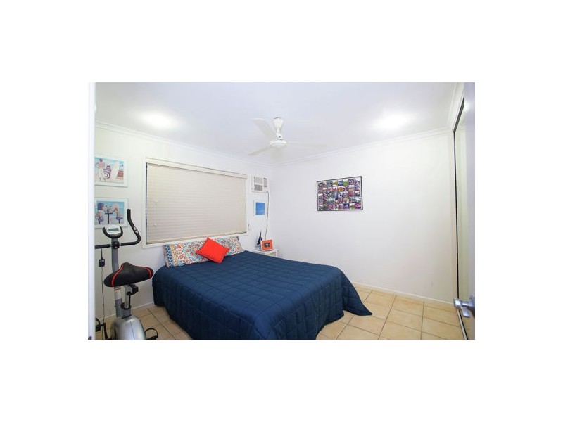 22` Whitesan Blue Terrace, Blacks Beach QLD 4740