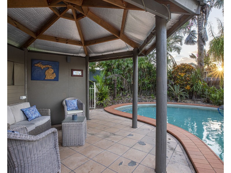 17 Hunter Street, West Mackay QLD 4740