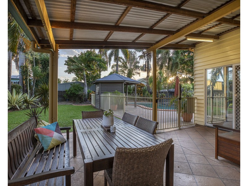 17 Hunter Street, West Mackay QLD 4740