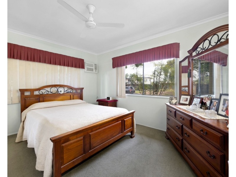 2 Dickens Avenue, Ooralea QLD 4740