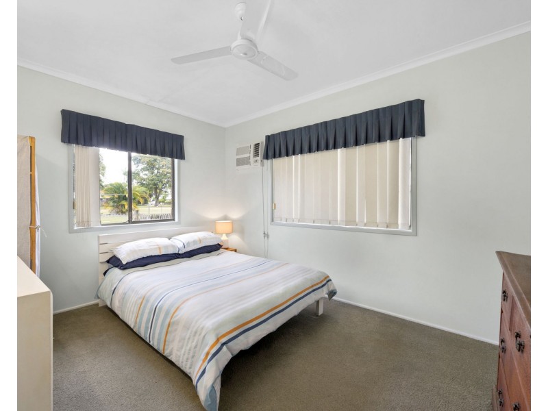 2 Dickens Avenue, Ooralea QLD 4740