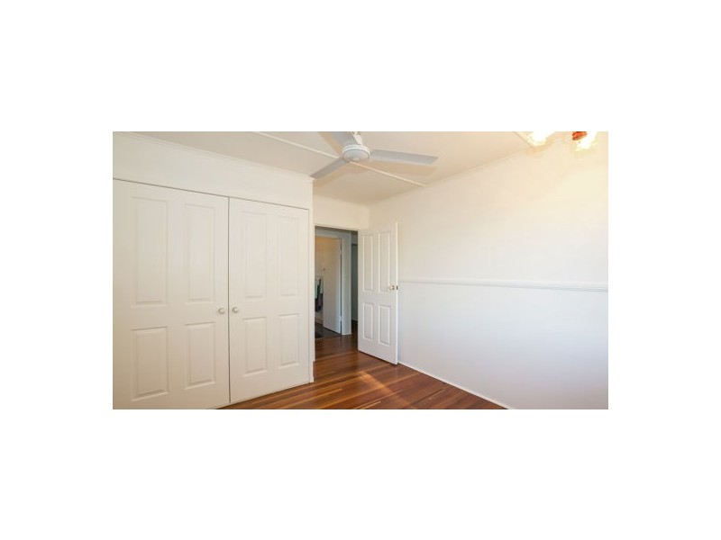 10 Dennis Street, South Mackay QLD 4740