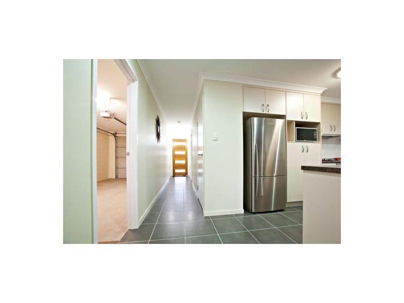 41 Sonoran Street, Rural View QLD 4740