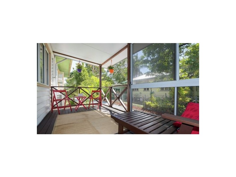 4 Forsyth Street, West Mackay QLD 4740
