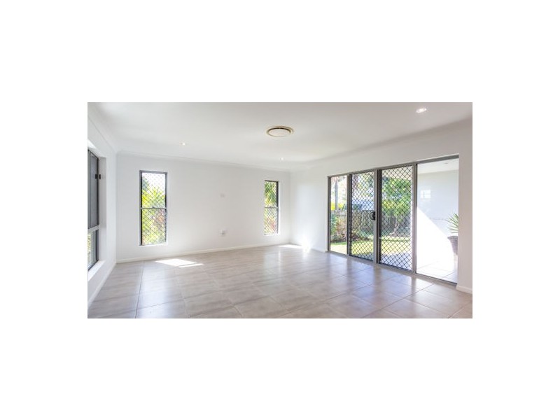 9 Homebush Road, Rosella QLD 4740