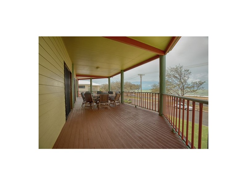 42 Pacific Esplanade, Slade Point QLD 4740