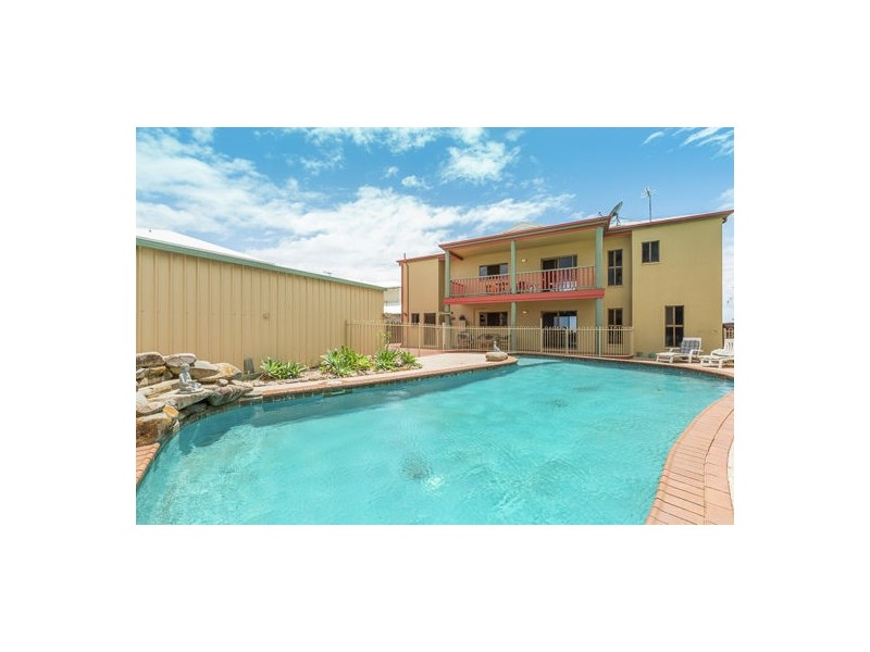 42 Pacific Esplanade, Slade Point QLD 4740