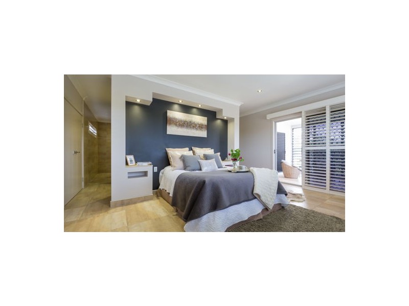 24 Reef Parade, East Mackay QLD 4740