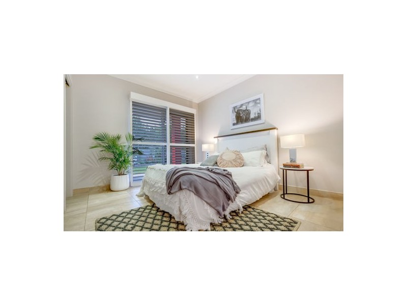 24 Reef Parade, East Mackay QLD 4740