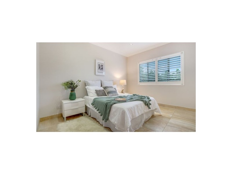 24 Reef Parade, East Mackay QLD 4740