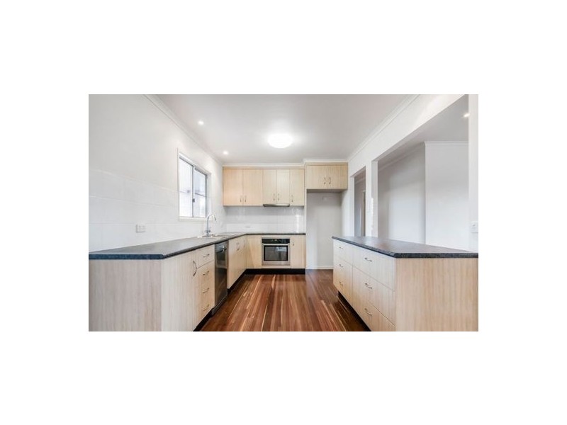 2 St Bees Avenue, Bucasia QLD 4750