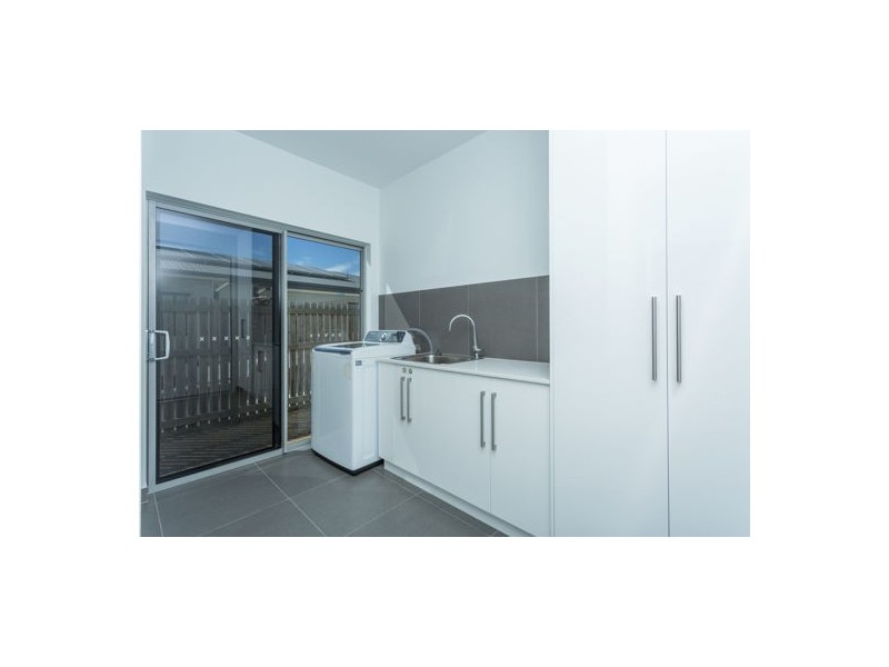 49 Botanical Drive, Ooralea QLD 4740