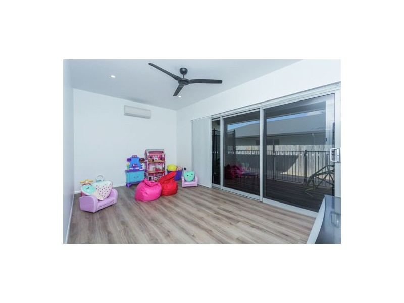 49 Botanical Drive, Ooralea QLD 4740