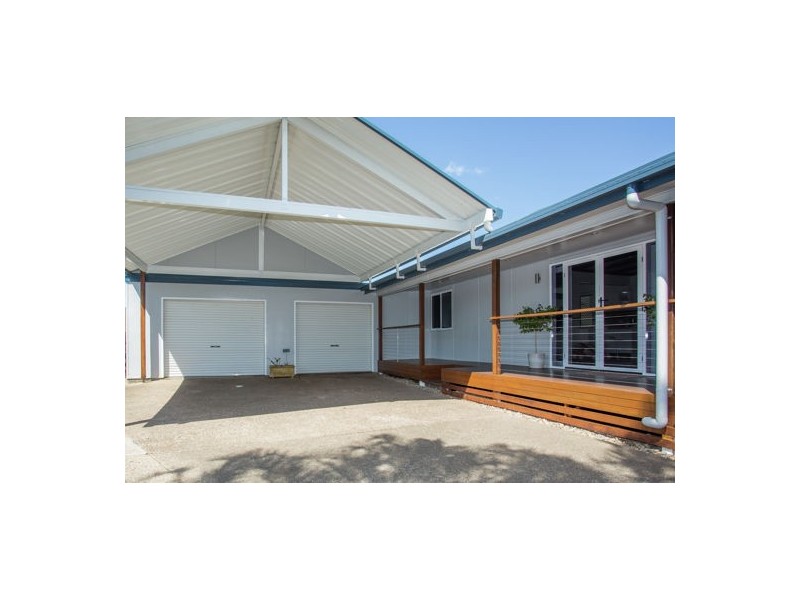 13 Downie Avenue, Bucasia QLD 4750