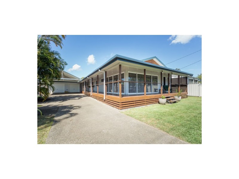 13 Downie Avenue, Bucasia QLD 4750