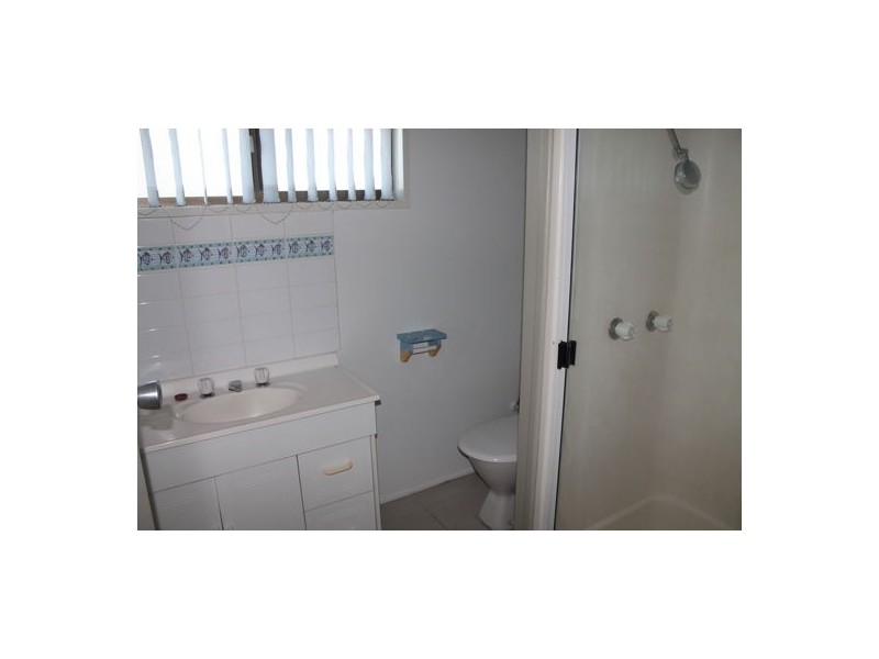 2/34 Keswick Street, Slade Point QLD 4740