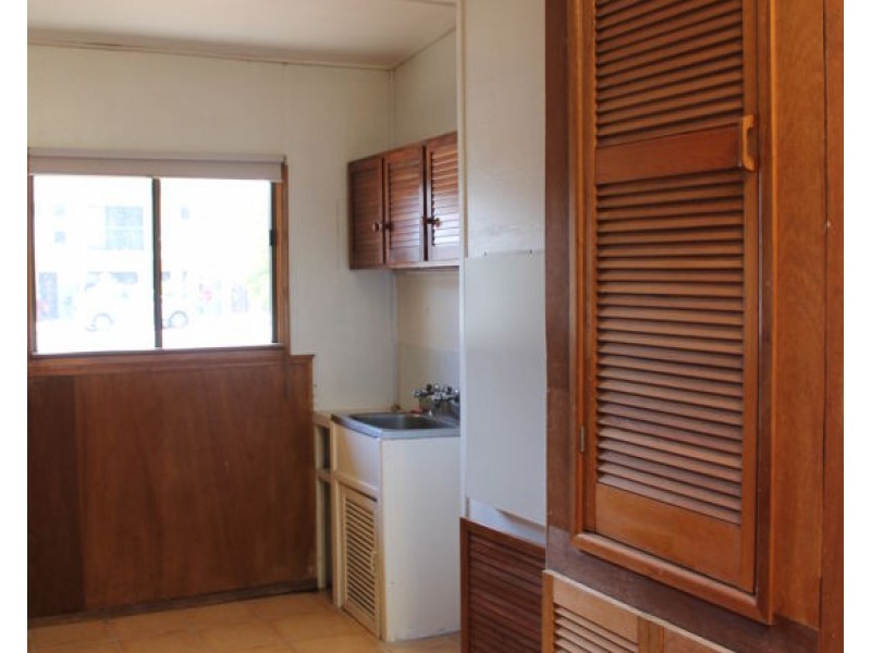 2 Binnington Esplanade, East Mackay QLD 4740