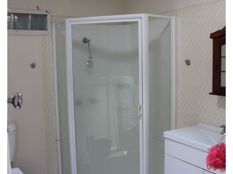 2 Binnington Esplanade, East Mackay QLD 4740