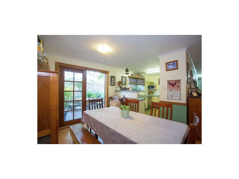 22 Carnegie Court, Oakenden QLD 4741