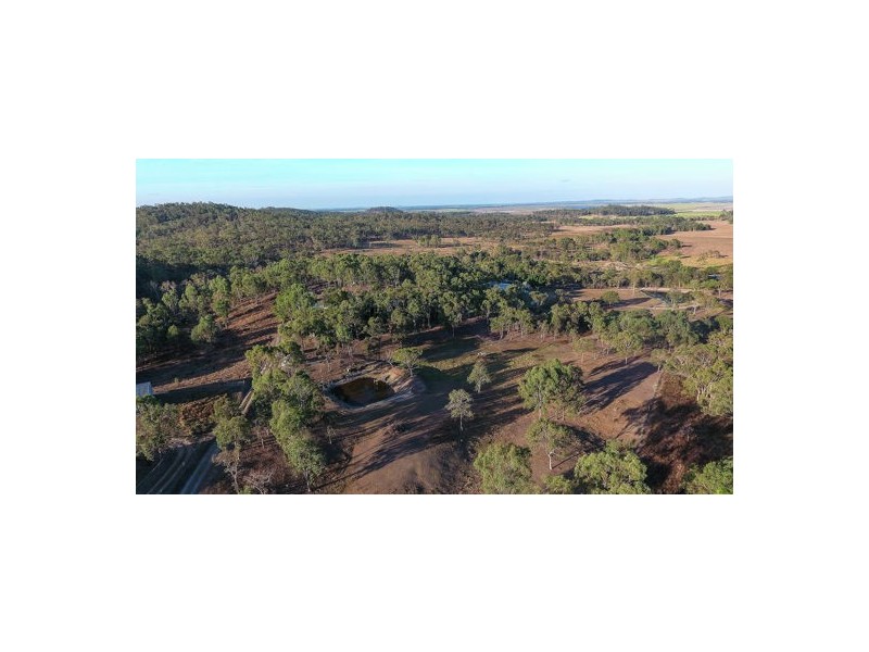 22 Carnegie Court, Oakenden QLD 4741